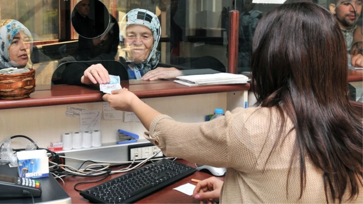 Servisleri kaldırılan kamu çalışanlarına destek verilecek - Ekonomi - Dudullu Haber