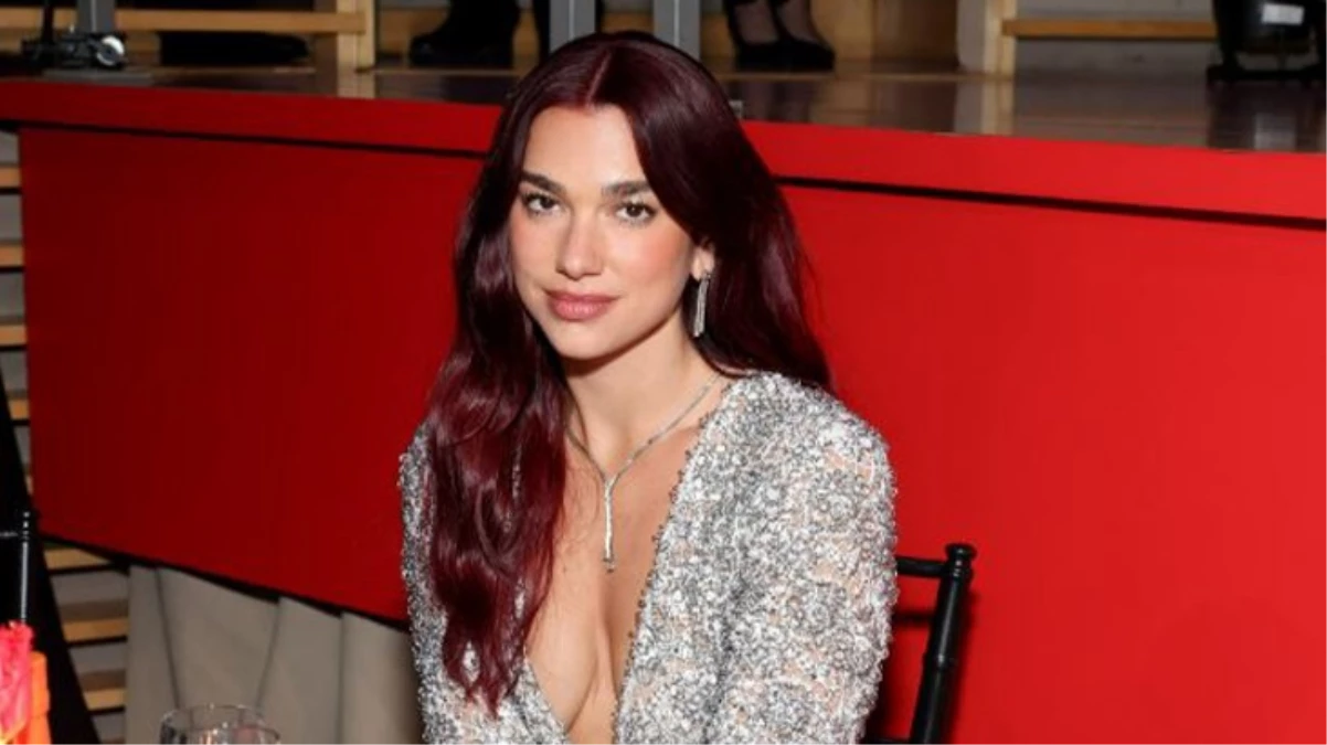 Bir haftada 1 milyon sterlin kazanan Dua Lipa İngilterenin en zengin ünlüleri arasına girdi - Magazin - Dudullu Haber