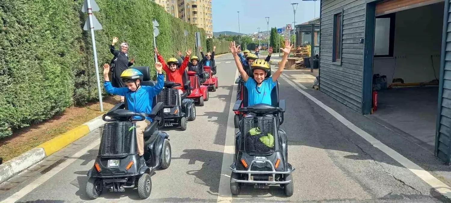 Ümraniye’de Çocuklara Trafik Eğitimi Başlıyor