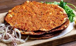 Uzmanlardan lahmacun uyarısı: 100 liranın altında satılıyorsa sakın almayın