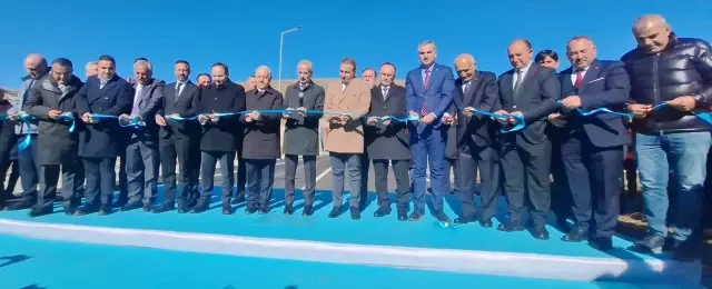 Bakan Uraloğlu: İnşa ettiğimiz yol, tünel ve köprülerle yılda 197 milyar lira ekonomik fayda sağlıyoruz