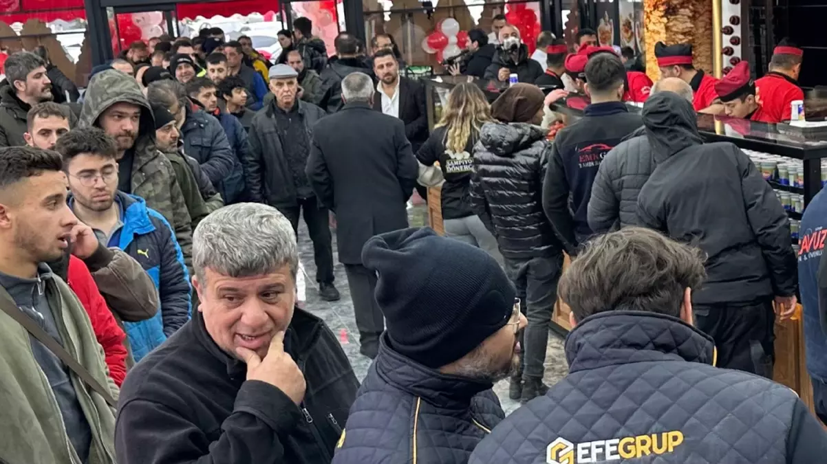 Döner ayranı 1 lira yaptı, 1 ton döneri 3 saatte sattı