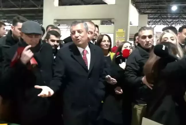 Memur maaşı ne kadar olur? Vatandaş sordu, Özel'in cevabı hayal kırıklığı yarattı