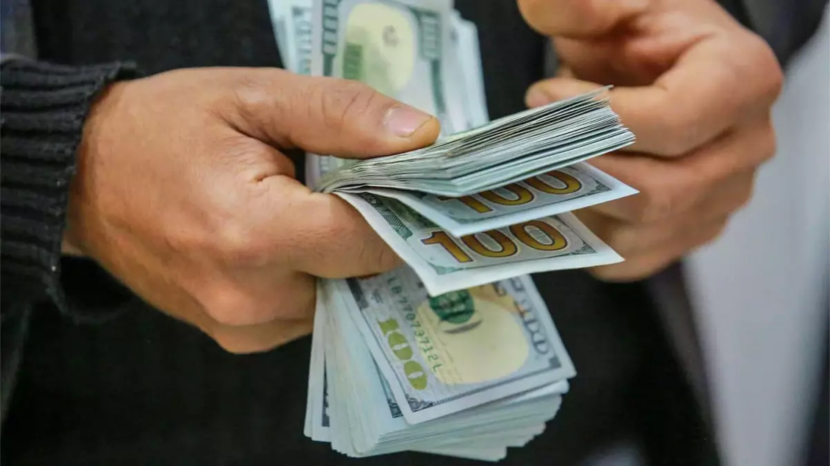 Amerikan doları Türk lirası karşısında tarihi zirveye ulaştı