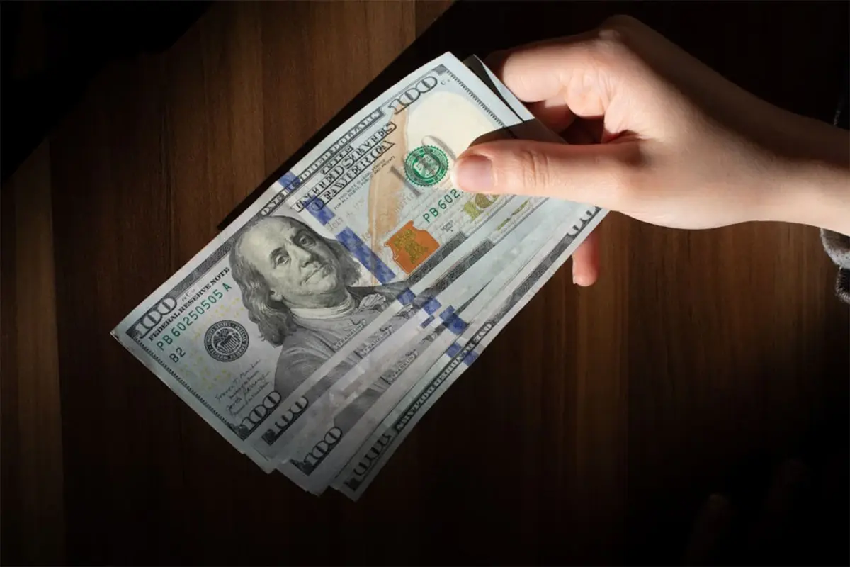 Dolar yeni haftaya yükselişle başladı 3 Dolar yeni haftaya yükselişle başladı