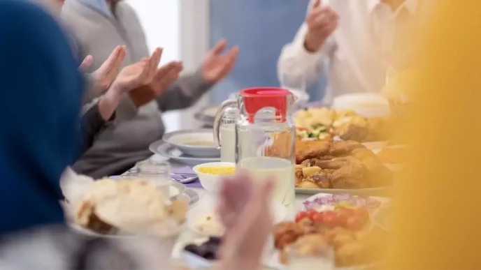 Ramazan oruc ne zaman basliyor 2025 Ramazan Bayrami ne zaman