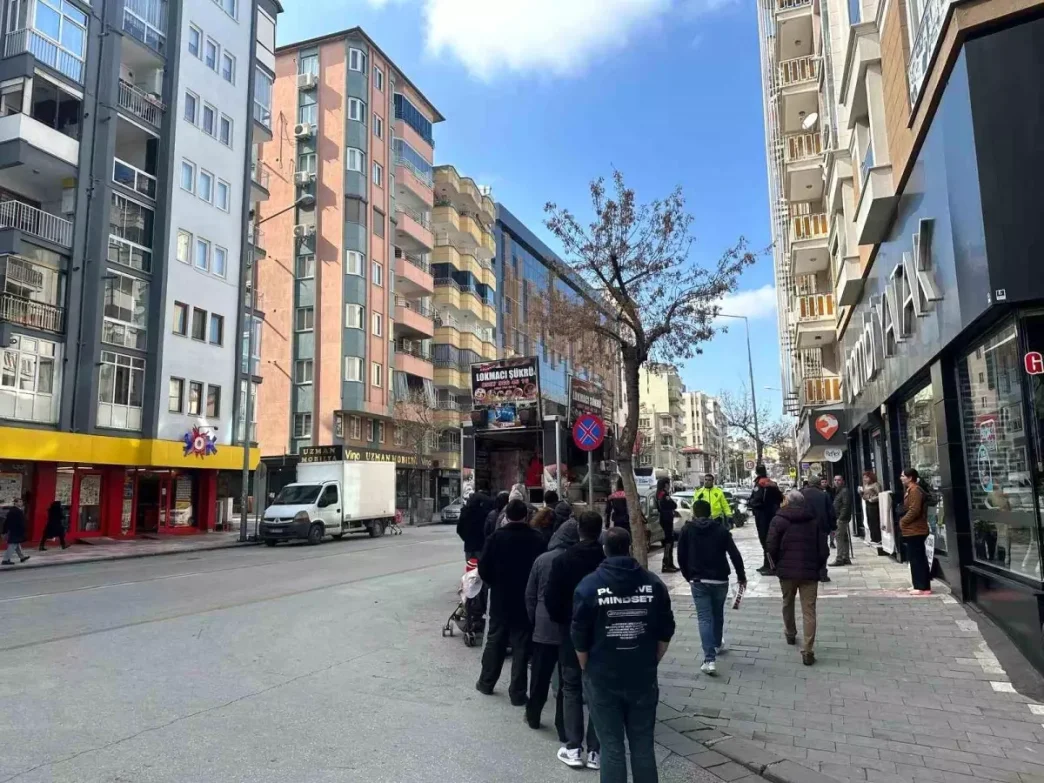 Sehit polis Seyda Yilmazi meslektaslari unutmadi