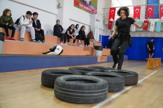 Umraniye Belediyesinden Polislik Adaylarina Fiziki Yeterlilik Kursu