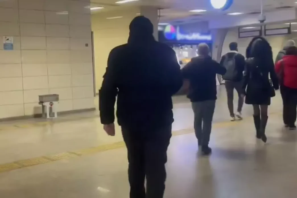 Imamoglu039nun sesi metrolara verildi Bu savasi kazanacagim hodri meydan