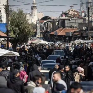 Suriyede 12 bin memur gorevden alindi