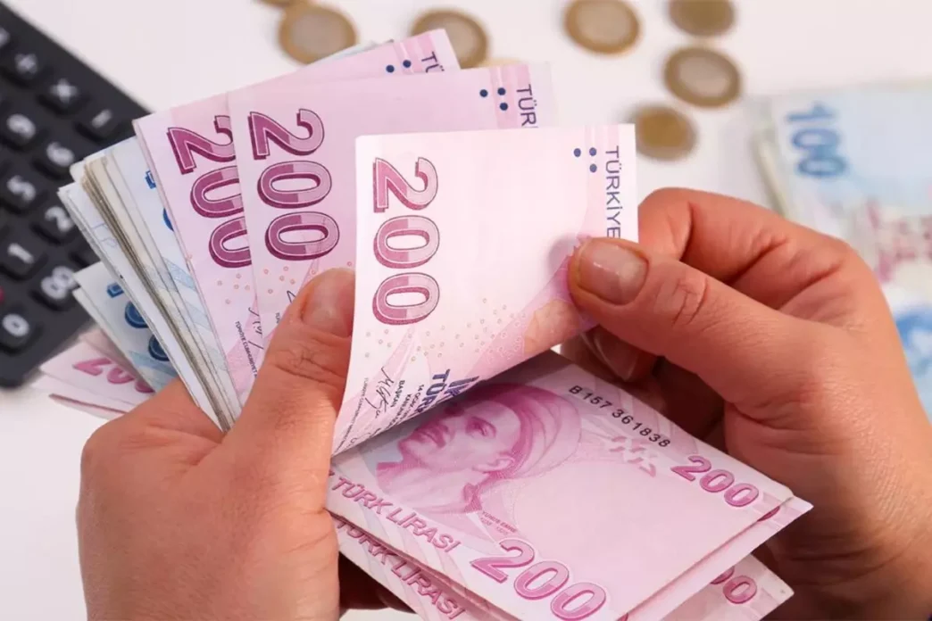 100 bin lira maasla calisacak eleman bulamiyorlar 18512240 6582 amp