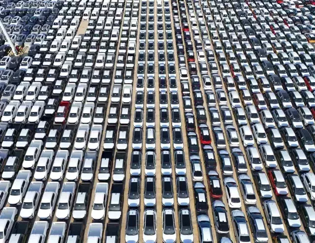 Çin'den Türkiye'ye Dev Teslimat: Binlerce Elektrikli Araç Limanda