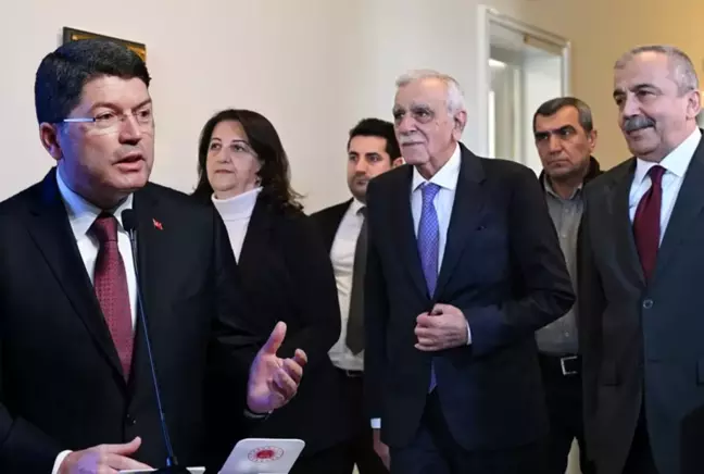 Bakan Tunç ve DEM Parti görüşmesinin tarihi belli oldu 4 Bakan Tunç ve DEM Parti görüşmesinin tarihi belli oldu