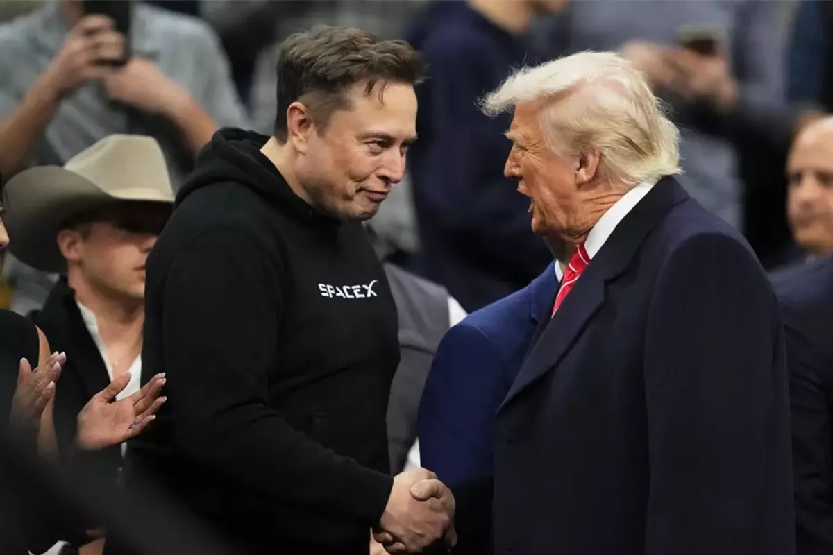 Trump ile Elon Musk ters dustu Dogrudan iletisime gececek