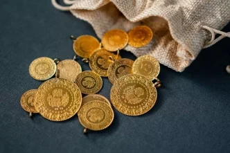 rekorlarin ardindan gram altinda sert dusus 18541404 2100 amp