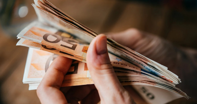 14 MAYIS GÜNCEL DÖVİZ KURLARI: Bugün dolar ve euro fiyatları kaç TL? Euro düştü mü, dolar ne kadar oldu?