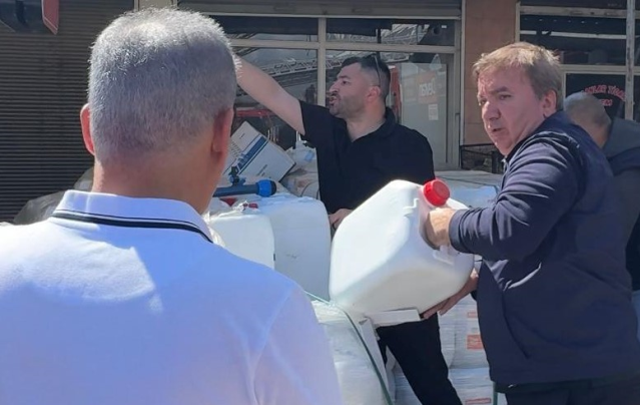 Yöresel ürünler satan lokantada başlayan yangın 20 iş yerine sıçradı