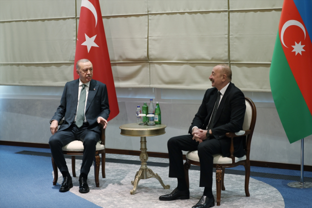 Cumhurbaşkanı Erdoğan ve Aliyev, Laçın Havalimanı'nın açılışını yaptı