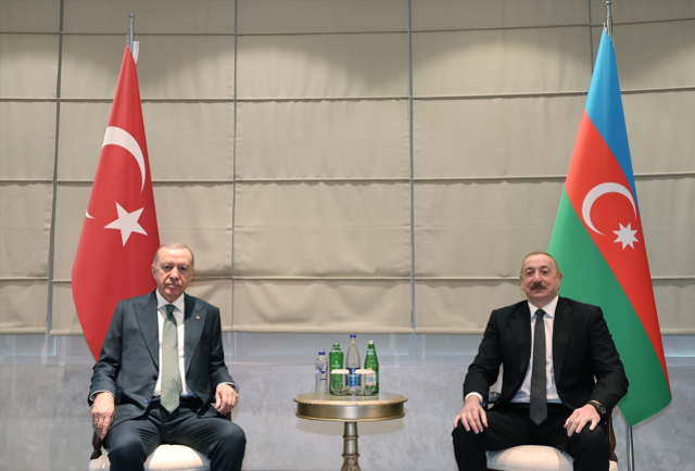 Cumhurbaşkanı Erdoğan ve Aliyev, Laçın Havalimanı'nın açılışını yaptı