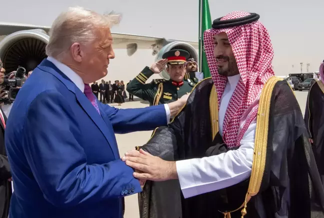 ABD ile Suudi Arabistan arasında 142 milyar dolarlık silah anlaşması 3 ABD ile Suudi Arabistan arasında 142 milyar dolarlık silah anlaşması