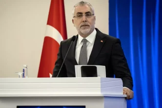 Bakan Isikhan 10 bin engelli bireye kamuda is firsati sunulacak