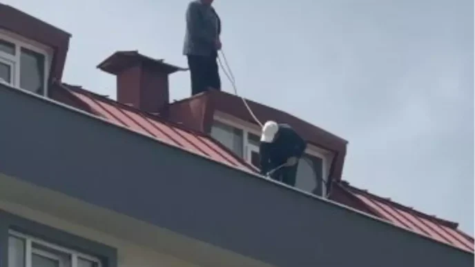 Cati tadilati yapan isci beline ip baglayarak guvenlik onlemi aldi