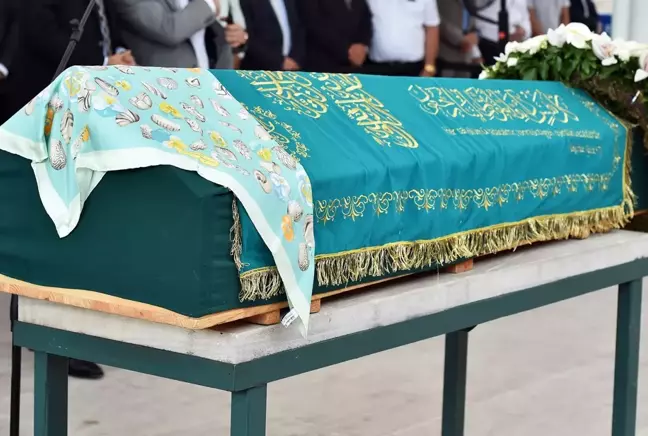 Cenazelerin en çok tartışılan geleneği son buluyor 3 Cenazelerin en çok tartışılan geleneği son buluyor