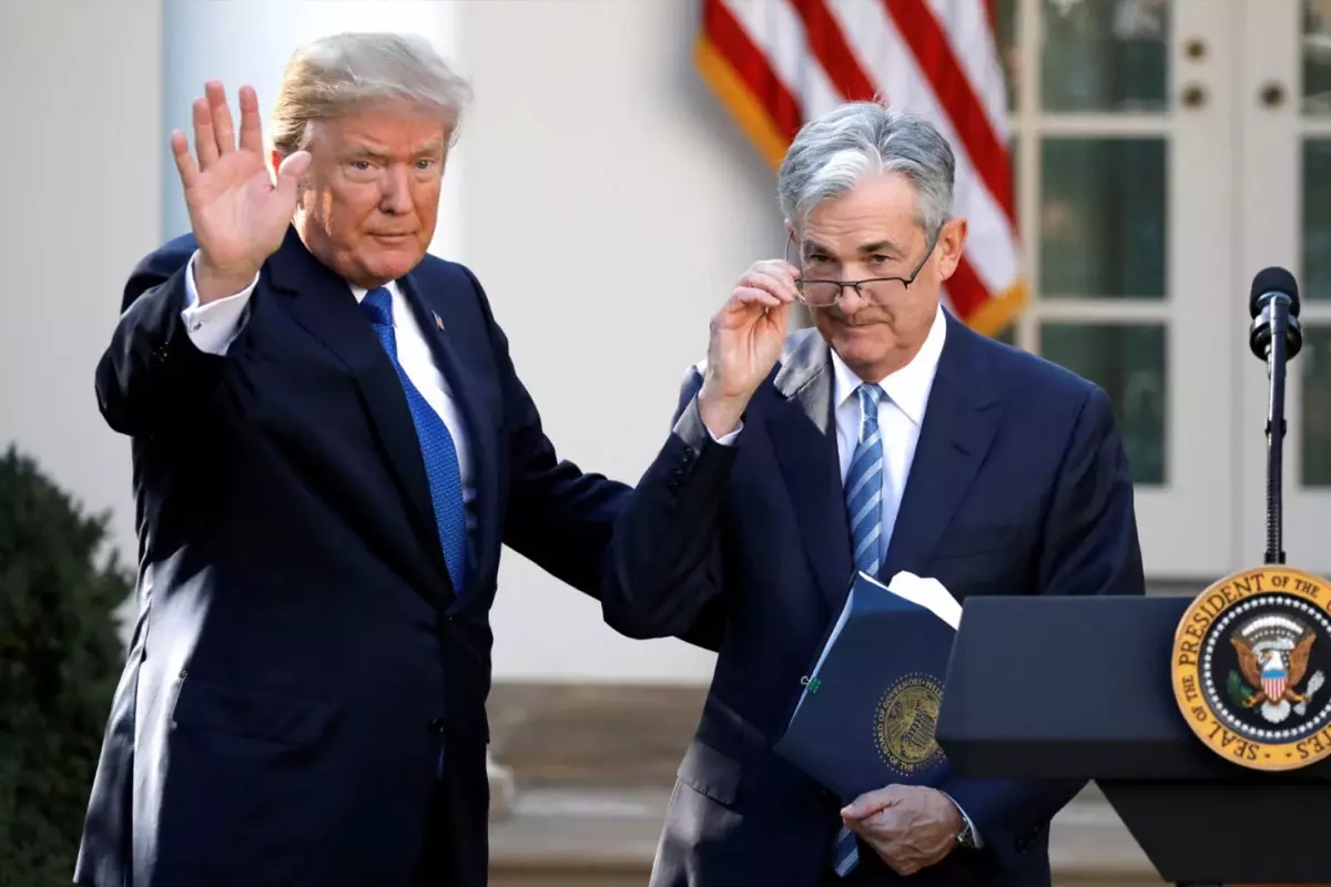 Donald Trumptan Fed Baskani Powelli gorevden alacak misiniz sorusuna yanit