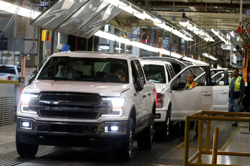 Ford 11 milyon araci geri cagiriyor