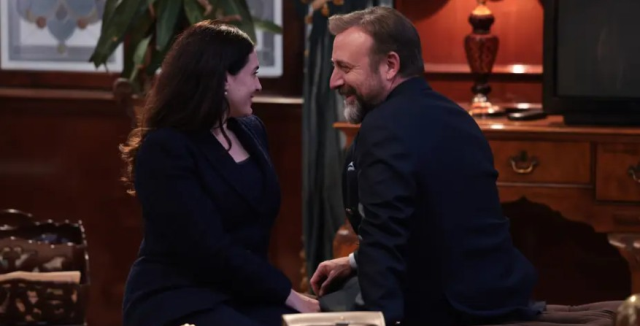 KRAL KAYBEDERSE 14. FRAGMANI İZLE! STAR TV ekranı ile Kral Kaybederse 14. bölüm fragmanı yayınlandı mı, son bölümde neler oldu?