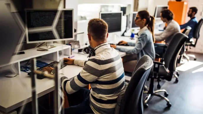 Microsoft 6 bin calisanini isten cikaracak