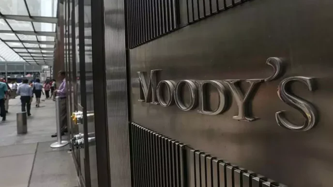 Moodys ABDnin kredi notunu dusurdu