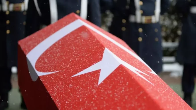 Pence Kilit bolgesine yildirim dusmesi sonucu 1 asker sehit oldu