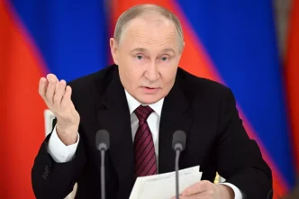Putin ABDli dunya devlerini hedef aldi Onlarin nefeslerinin kesilmesi gerekiyor