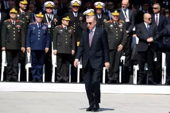 Yeni torba kanunu teklifi TBMMde Cumhurbaskanina TSK icin dikkat ceken