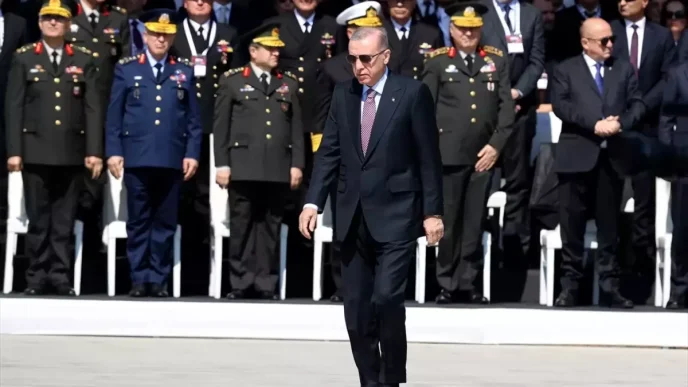 Yeni torba kanunu teklifi TBMMde Cumhurbaskanina TSK icin dikkat ceken