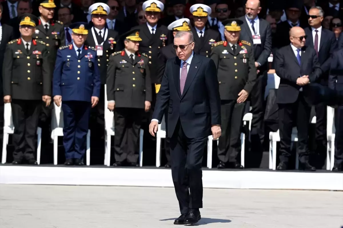 Yeni torba kanunu teklifi TBMMde Cumhurbaskanina TSK icin dikkat ceken