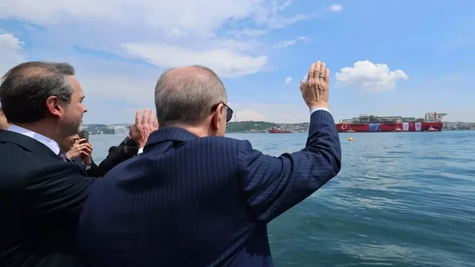 istanbul bogazi nda tarihi an cumhurbaskani 18686128 6708 amp