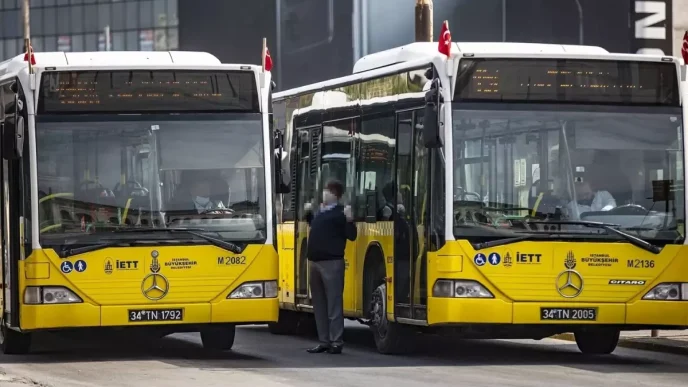 istanbul da 3 bin 41 ozel halk otobusu yarin 18656156 2270 amp