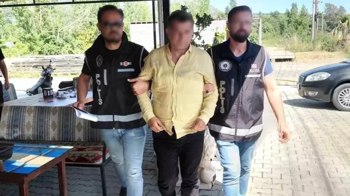 istanbul merkezli borsa operasyonunda orgut e 18658150 amp