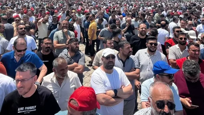 izmir deki grev kaosu belediye 59 bin tl veriyor 18690478 3704 amp