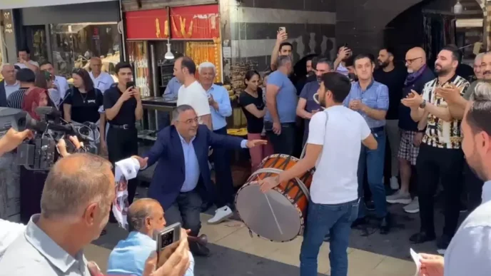 pkk nin kendini feshetmesi diyarbakir da 18617242 4768 amp