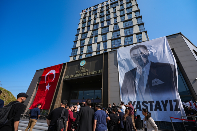 Ferdi Zeyrek için cenaze töreni düzenleniyor
