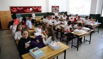 9 haziran pazartesi okullar tatil mi 18718461 8618 amp