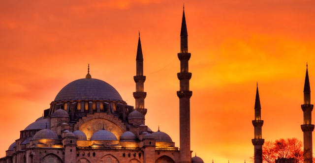 ADANA BAYRAM NAMAZI SAATİ 2025 | Adana'da Kurban Bayramı namazı ne zaman, saat kaçta kılınacak? 2025 DİYANET NAMAZ SAATLERİ