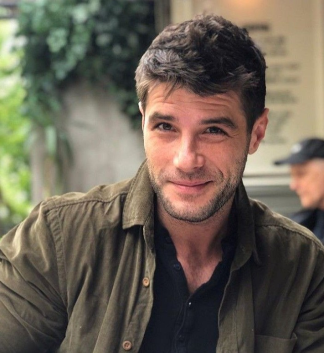 Berk Cankat kimdir, kaç yaşında, nereli? Sinem Ünsal'ın sevgilisi Berk Cankat hangi dizilerde rol aldı?