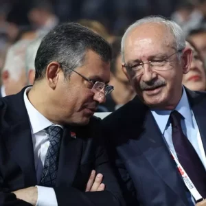 CHPli 10 vekilden Kilicdarogluna destek Ozgur Ozel cok kizacak
