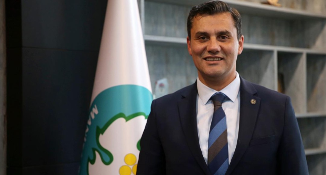 Ferdi Zeyrek evli mi, eşi kim? Ferdi Zeyrek'in kaç çocuğu var?