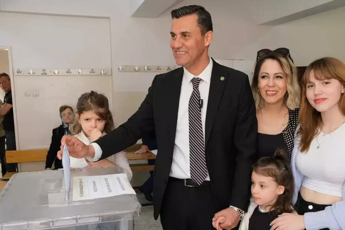 Hayatını kaybeden Ferdi Zeyrek'in kızı Nehir Zeyrek: Babamın kanını yerde bırakmayın