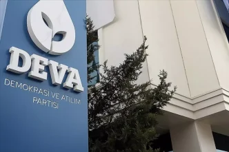 Iki milletvekili DEVA Partisinden istifa etti